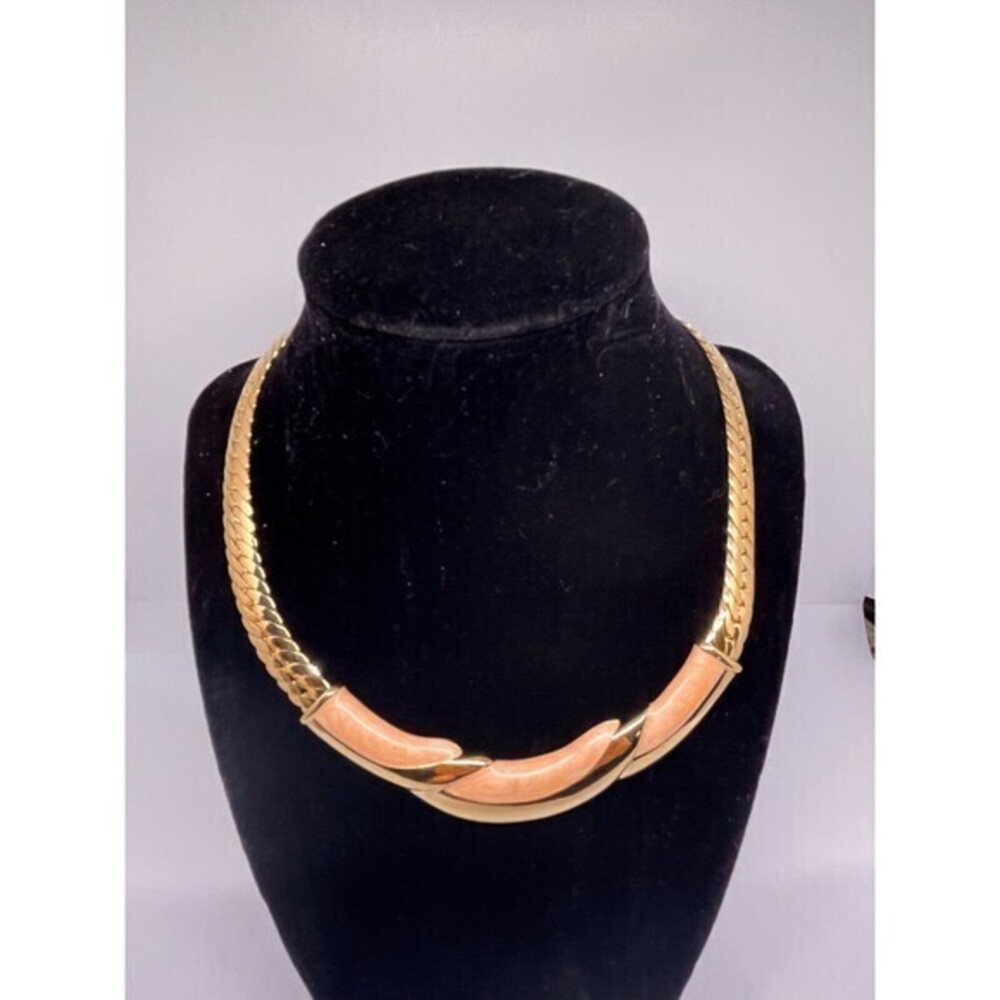 NAPIER PAT PEND Flat Link Enamel Choker Necklace - Goldtone Pink Salmon Color